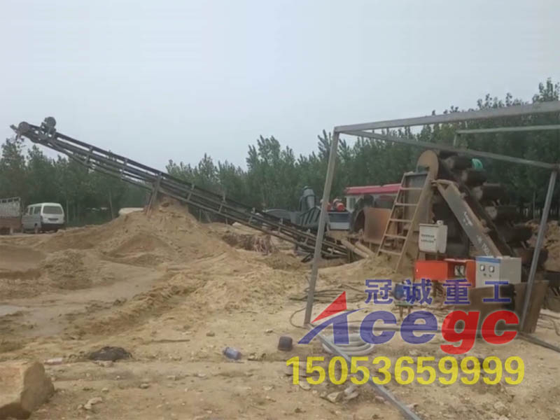 平度洗砂機(jī)+細(xì)砂回收機(jī)現(xiàn)場(chǎng) 平度洗砂機(jī)+細(xì)砂回收機(jī)現(xiàn)場(chǎng)