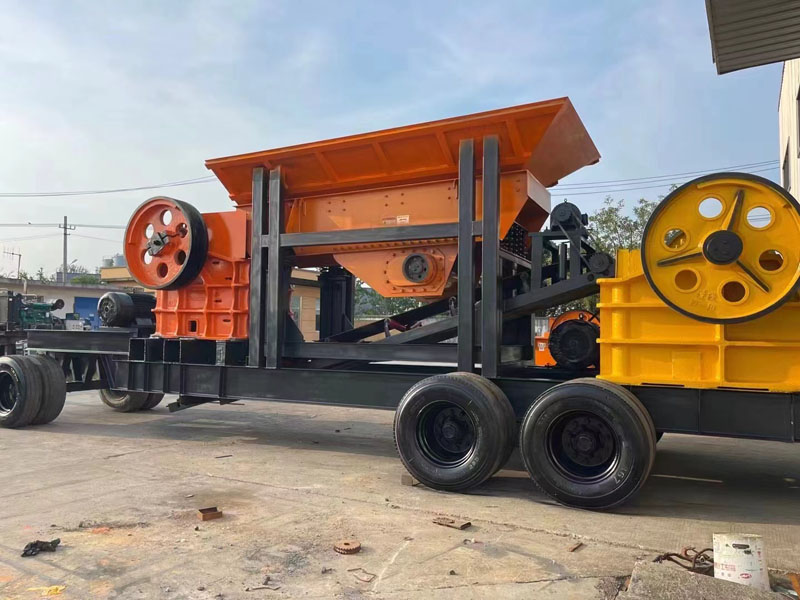 車載移動(dòng)破碎站 車載移動(dòng)破碎站